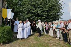 Nachfeier des Mährisch-Neustädter Wachsstockfestes an der Weingartenkapelle (Foto: Karl-Franz Thiede)